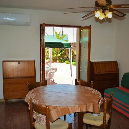 Liliana * Giardini Naxos