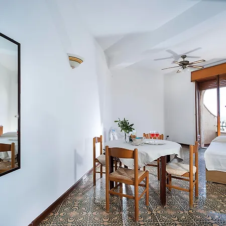 Liliana * Giardini Naxos