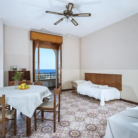 Liliana Giardini-Naxos