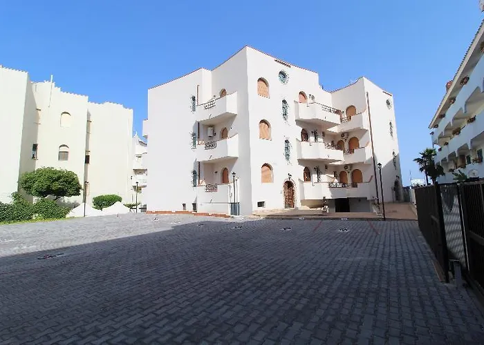 Liliana アパート