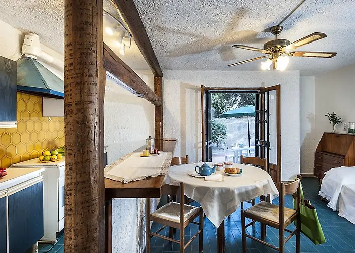 Liliana アパート *