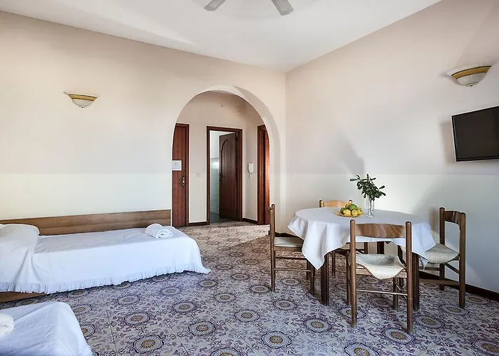 アパート Liliana