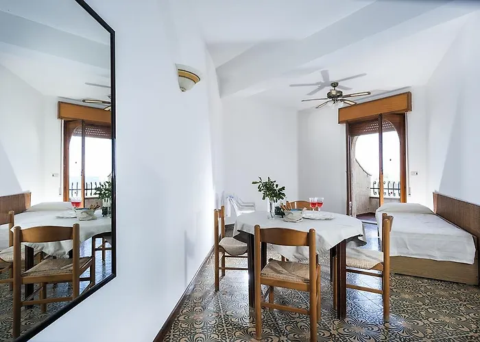 アパート Liliana ジャルディーニ・ナクソス